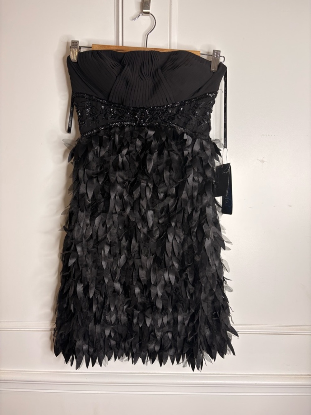 BNWT Sue Wong Strapless Black Feather-Trim Cocktail Dress size 0